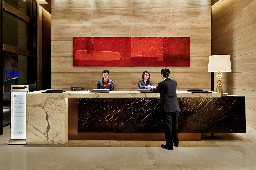 Crowne Plaza Hong Kong Causeway Bay Hotel 8/80