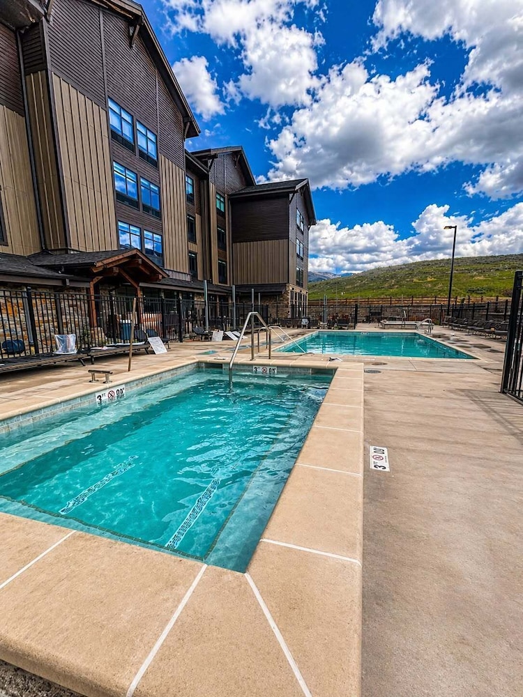Springhill Suites By Marriott Steamboat Springs 33/63