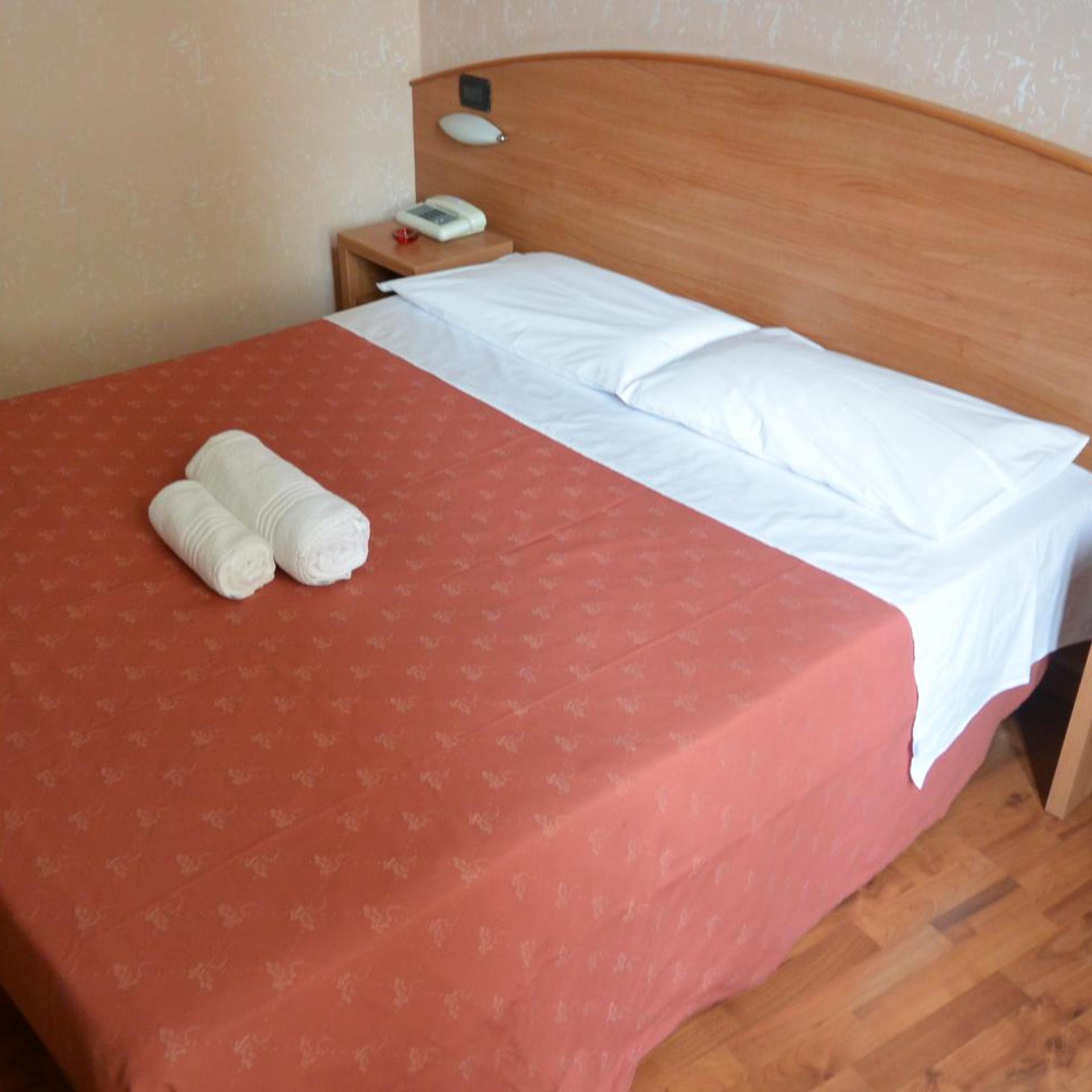 Hotel Nuovo Milan 15/33