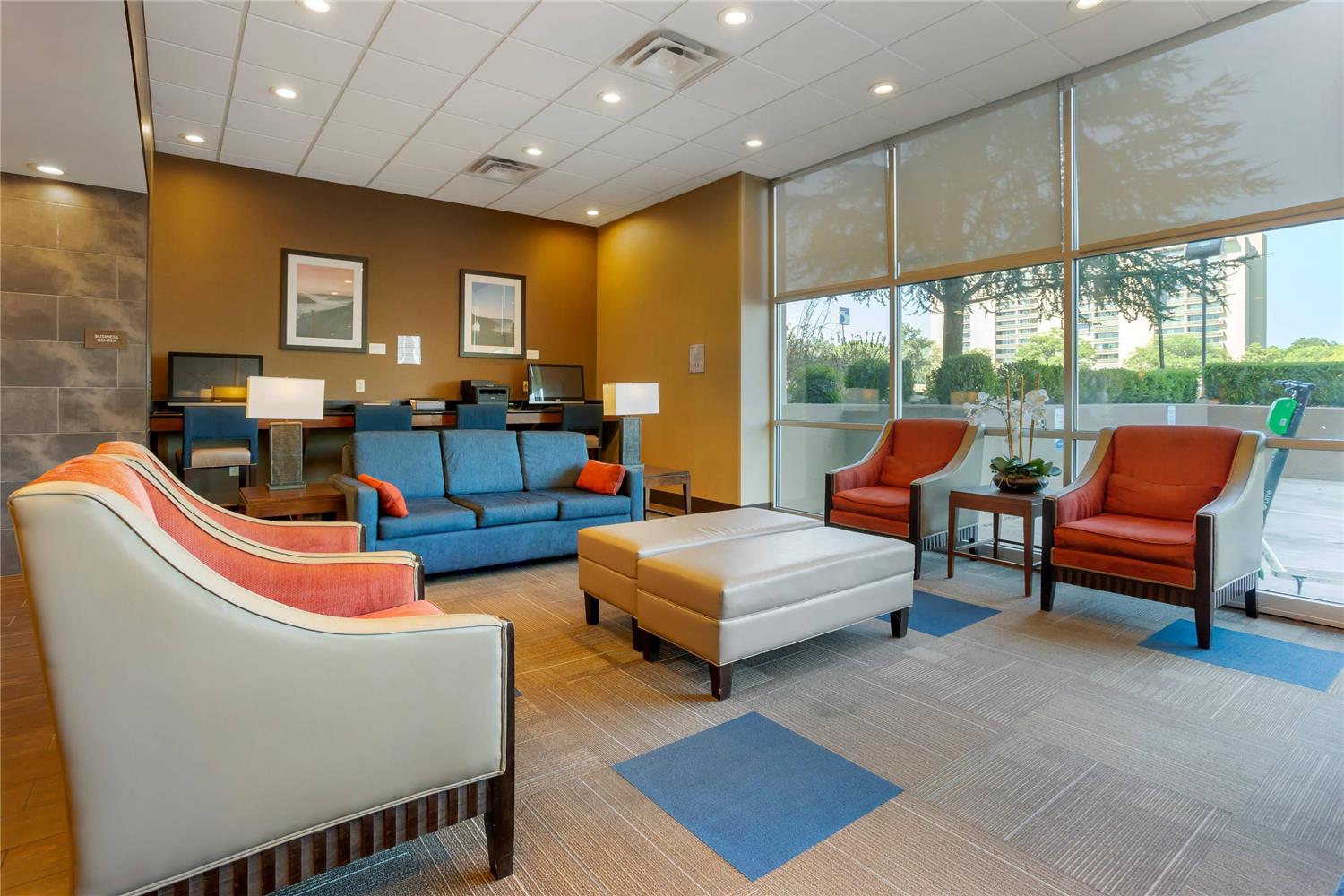 Comfort Inn and Suites Presidential 10/33