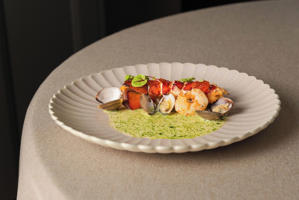 Nunne Boutique Hotel 51/56