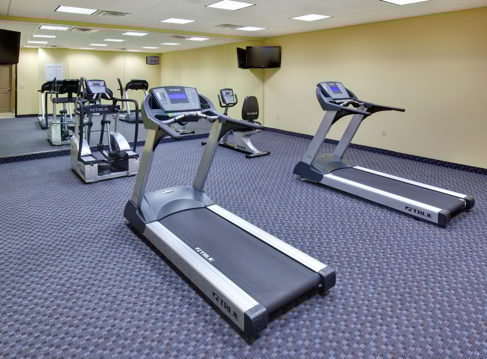 Holiday Inn Express Hotel And Suites Grand Island 39/53