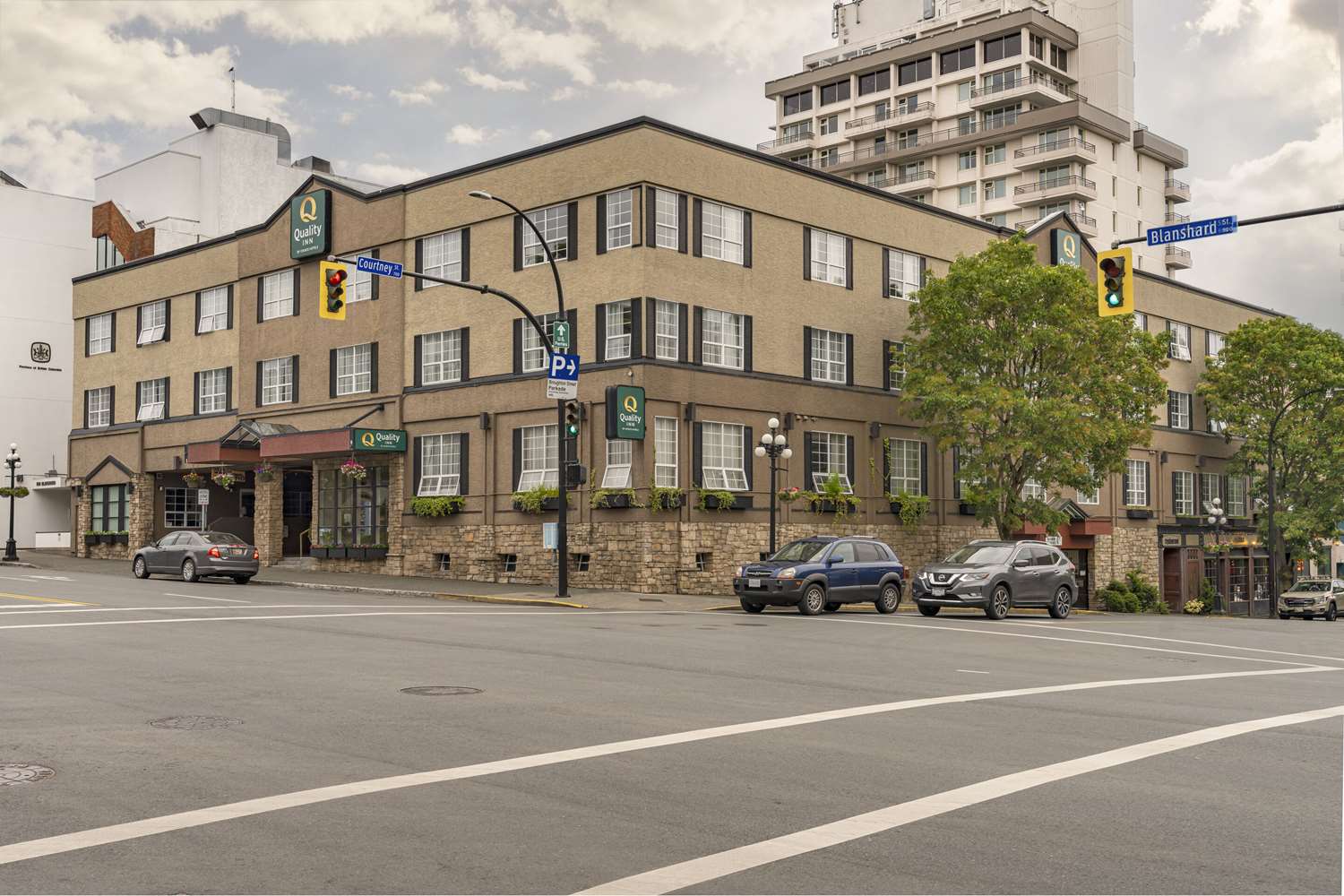 Quality Inn Downtown Inner Harbour 20/23