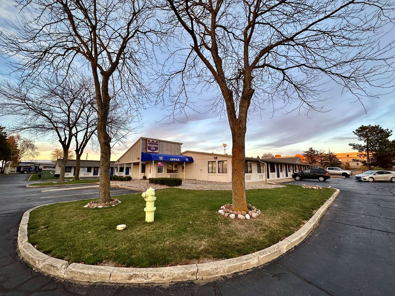 Knights Inn Bridgeport/Frankenmuth 17/19