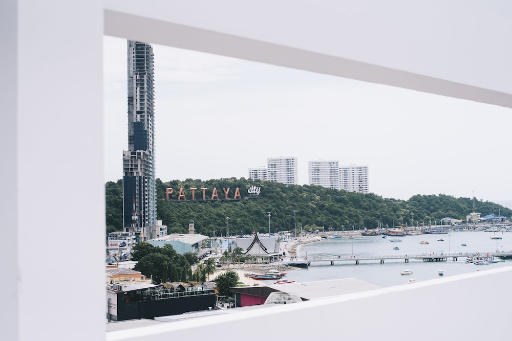 Marine Plaza Hotel Pattaya 45/50