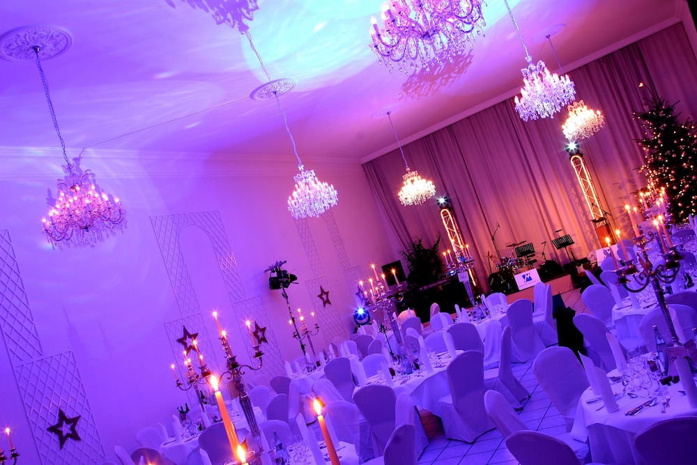 Nells Park Hotel 41/50