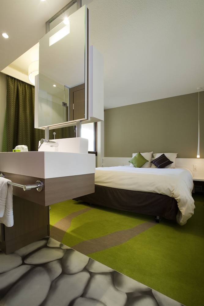 IBIS STYLES BORDEAUX AEROPORT 18/68