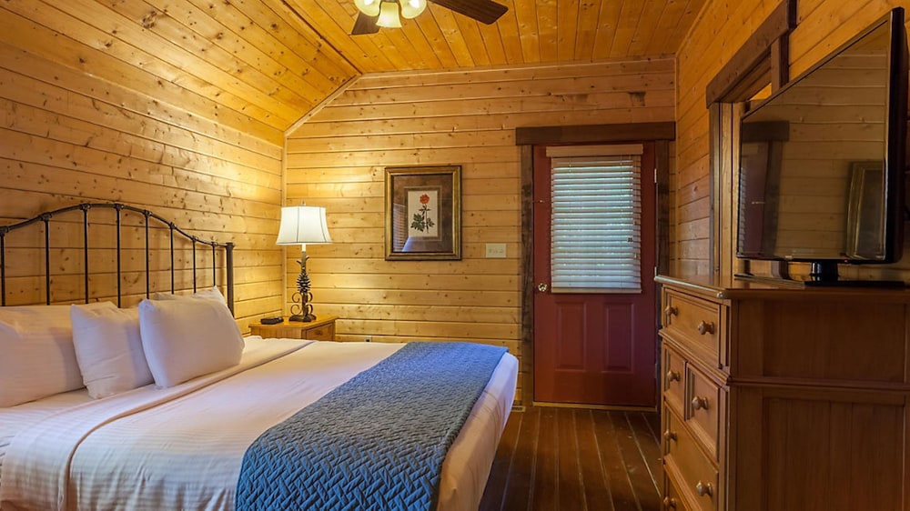 Bluegreen Vacations Shenandoah Crossing, an Ascend Collection Resort 23/47