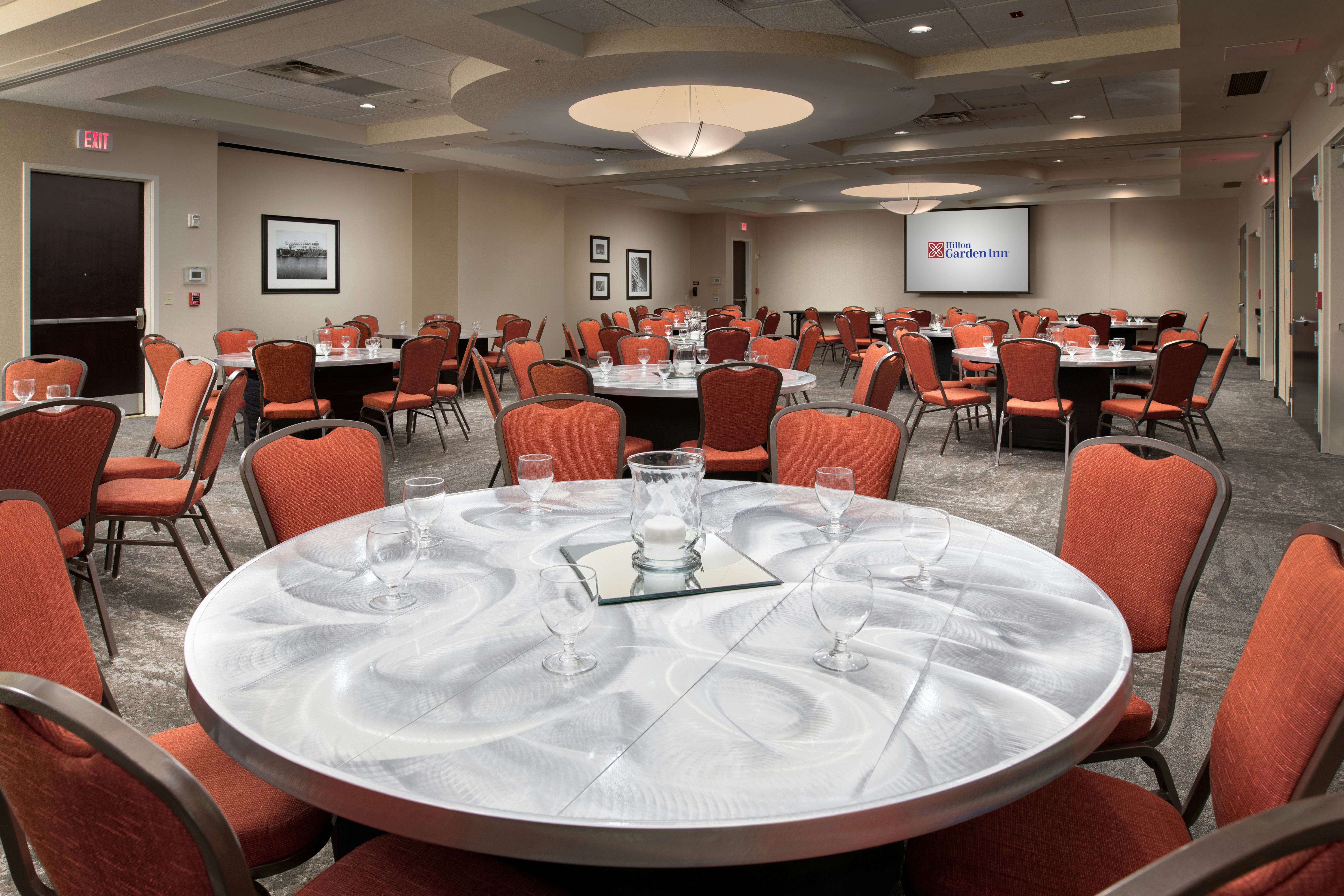 Hilton Garden Inn Nashville/Franklin Cool Springs 22/26