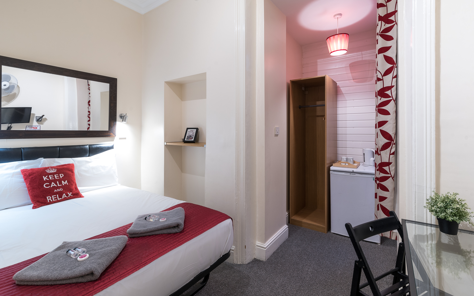 Saba Hotel London 26/45