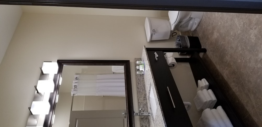 Americinn By Wyndham Sioux Falls North 38/43