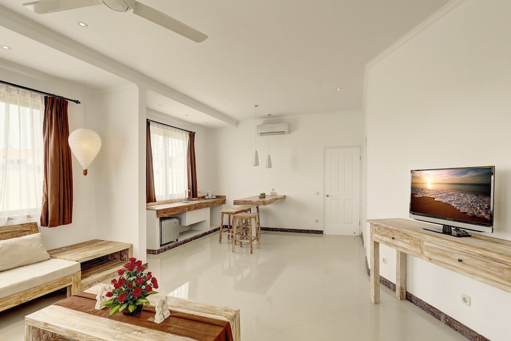 Nipuri Hotel 38/71