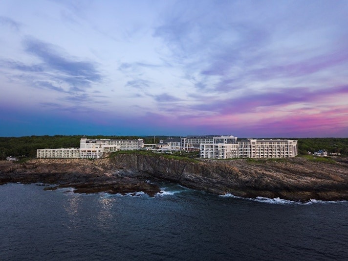 Cliff House Maine 28/30