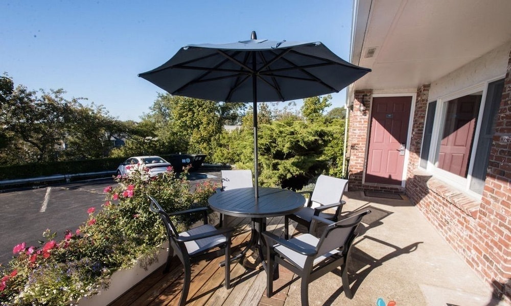 Seaglass Inn & Spa 7/49