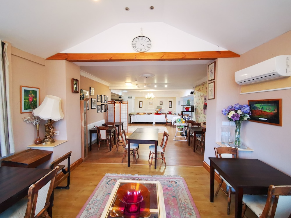 OYO Lavender House Hotel 36/53