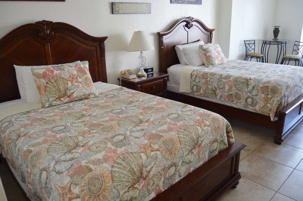 Fountain Beach Resort 10/36