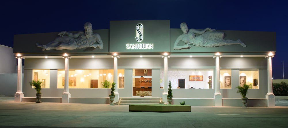 Hotel Santorian 1/57