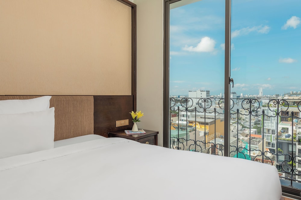 Palazzo 3 Hotel 25/50