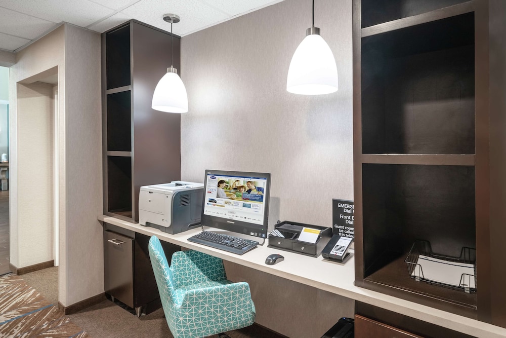 Hampton Inn & Suites Nashville/Franklin (Cool Springs) 36/38