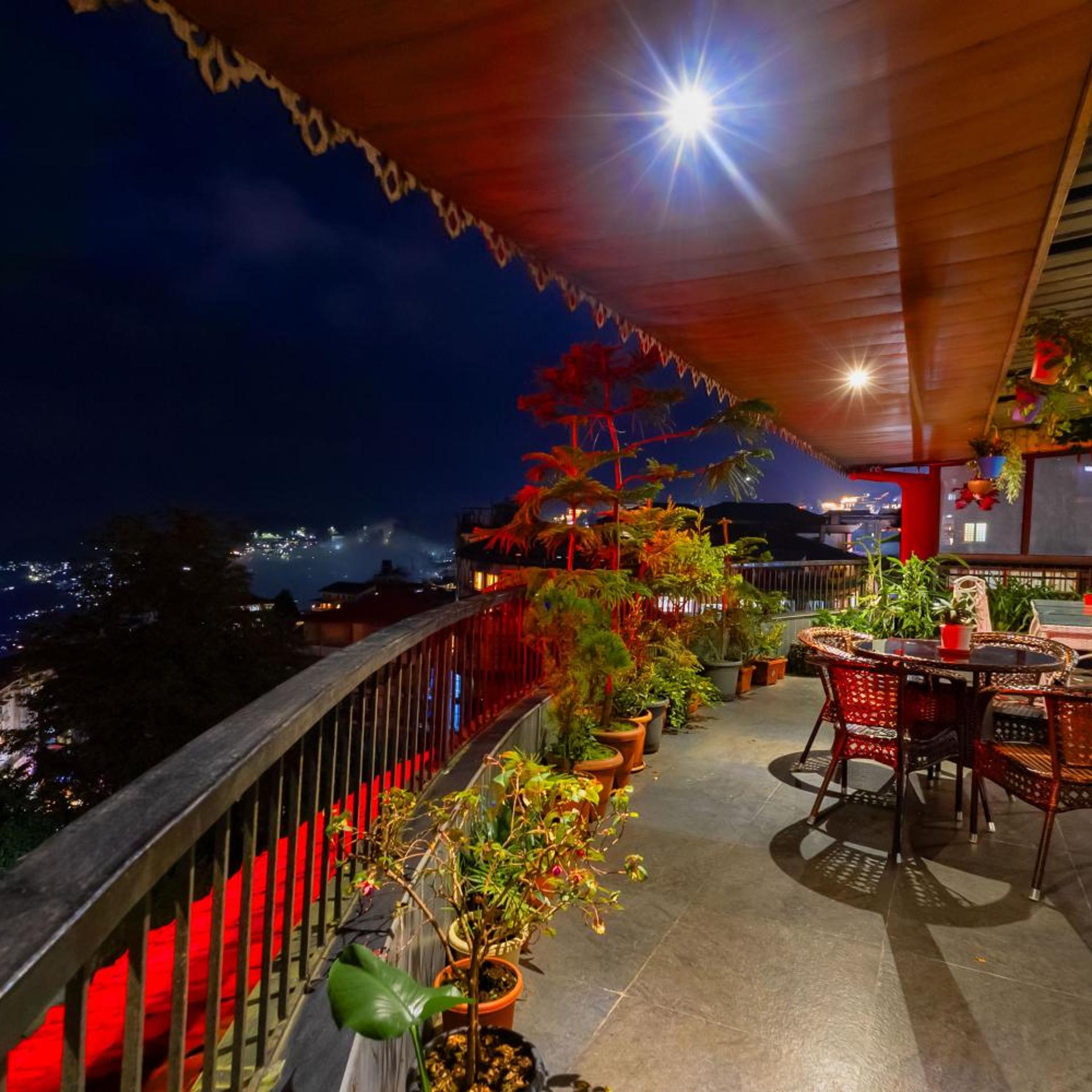 Sumitel Queens Yard in DARJEELING