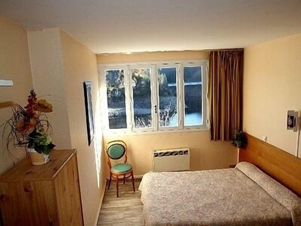Garabit Hotel 17/29