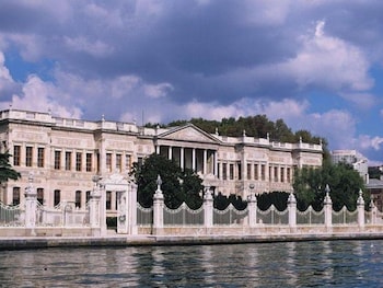 Root Karakoy Bosphorus Hotel and Spa 66/76