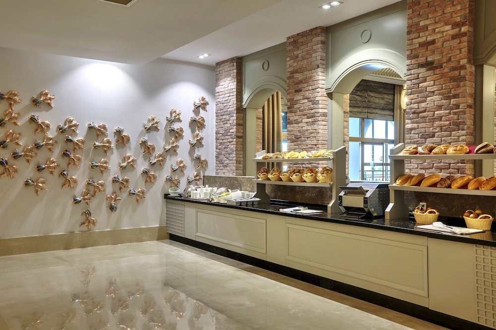 Lobby at Sunis Efes Royal Palace and Spa, MENDERES