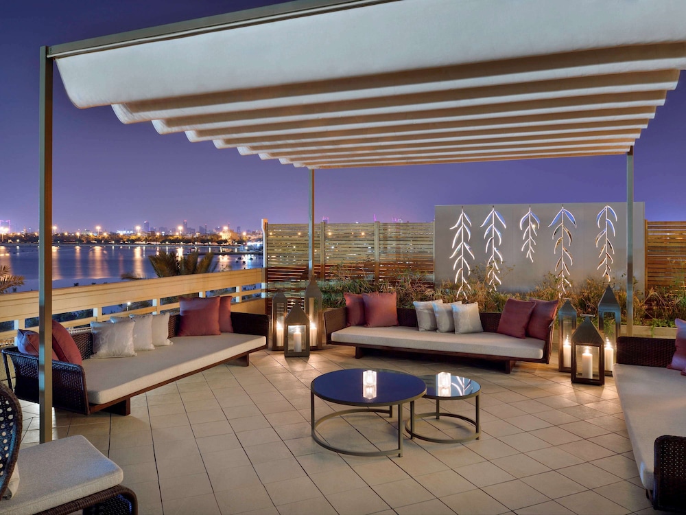 MOVENPICK HOTEL BAHRAIN 52/72