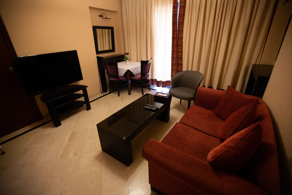 Hotel Le Consul 26/41
