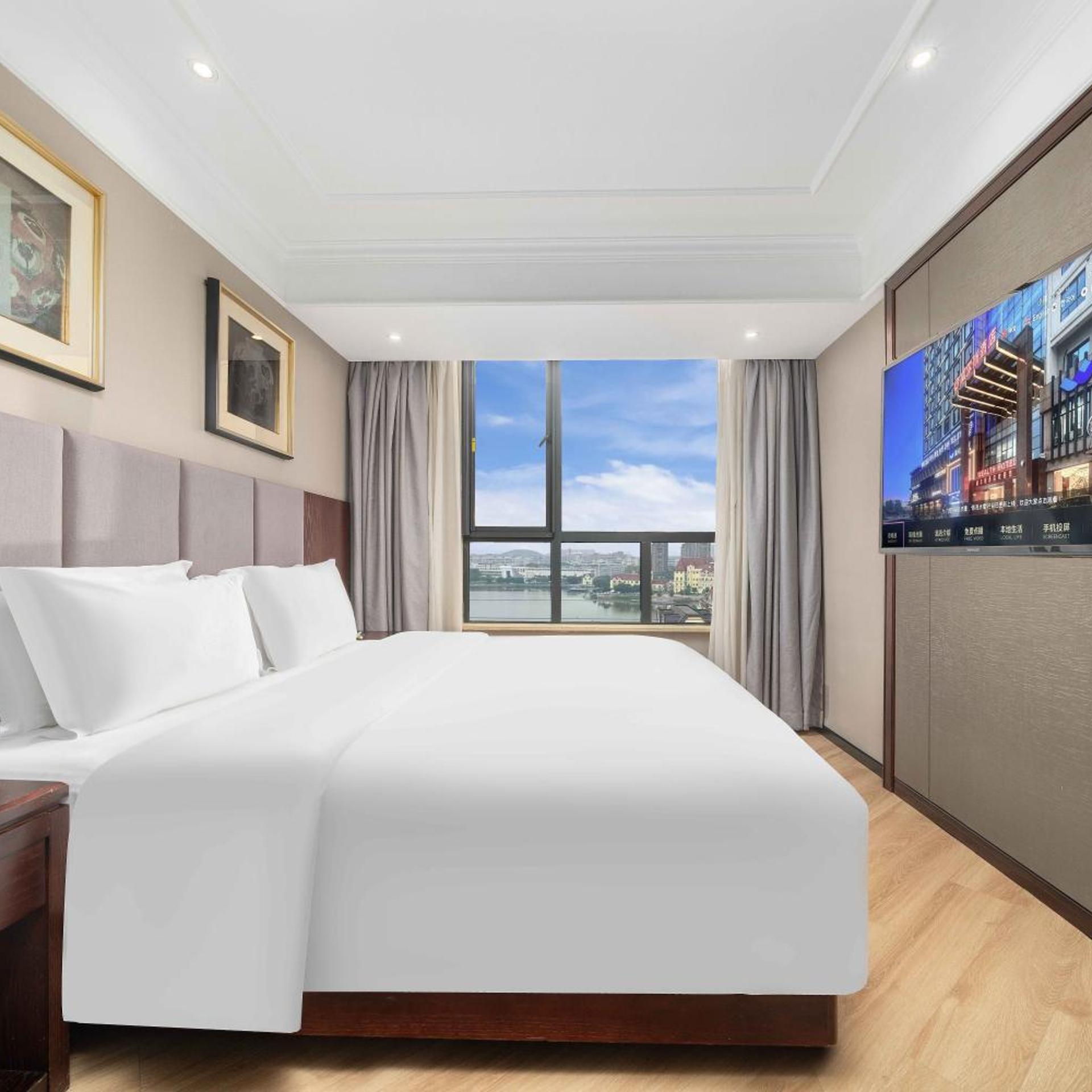 Huzhou Wealth Hotel 23/50