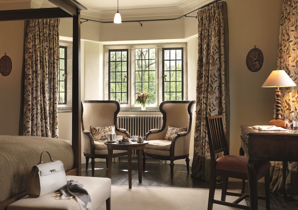 ARD NA SIDHE COUNTRY HOUSE 32/46