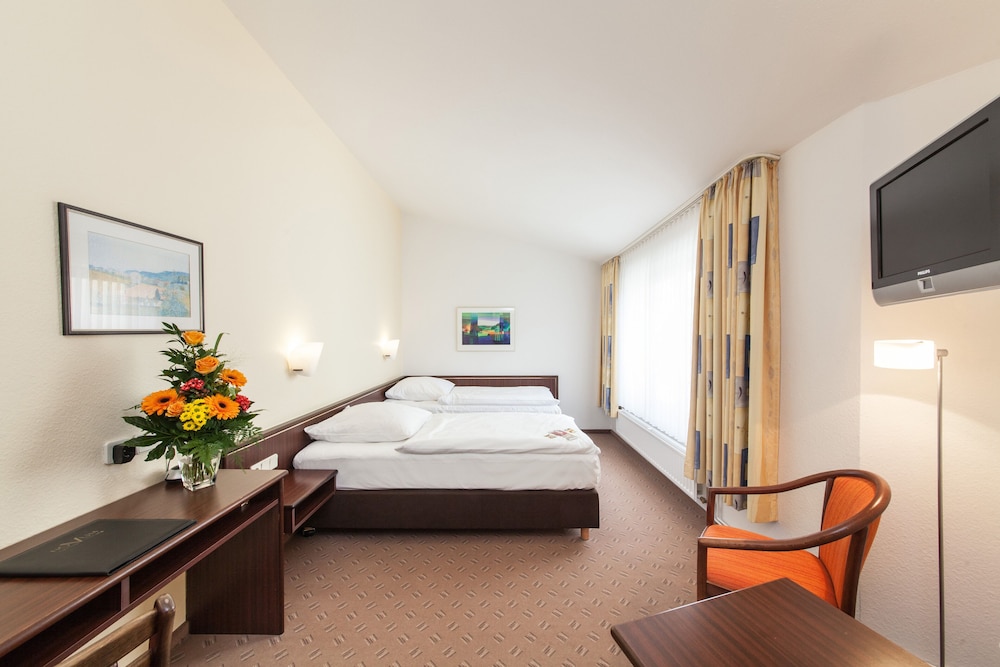 Hotel Strijewski 7/58