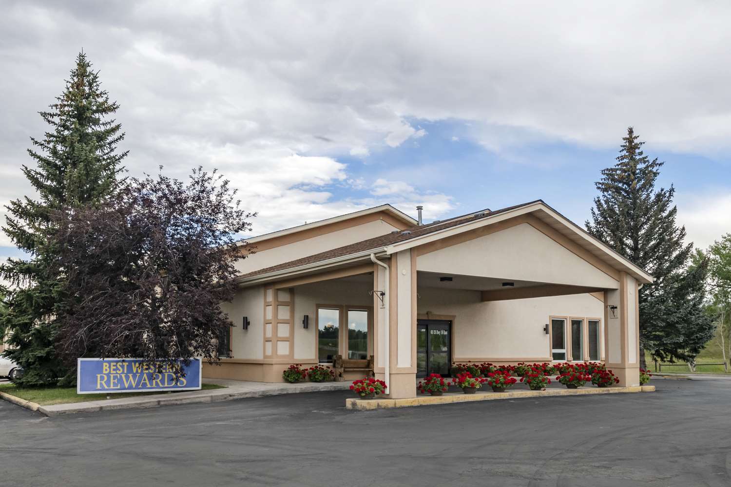 SureStay Plus Hotel by Best Western Buffalo 5/23