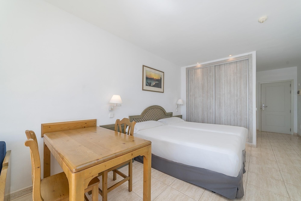 Galeon Playa Apartments 28/78