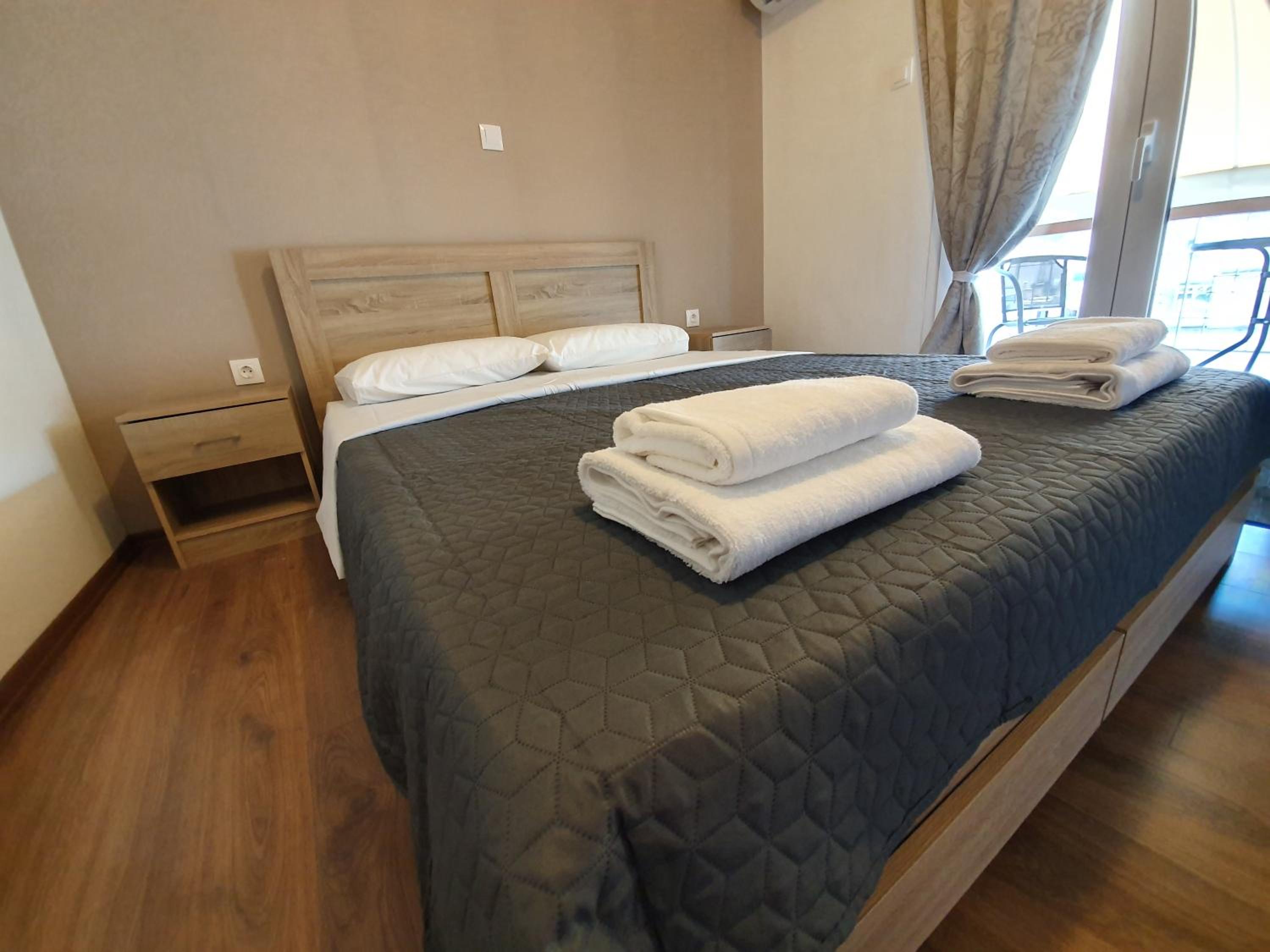 City Centre Stylish Rooms 3/10