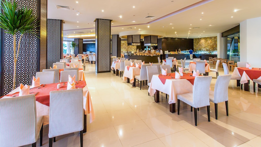 Jasmine Palace Resort and Spa 53/72
