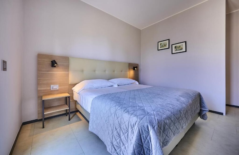 Hotel Don Ferrante 9/50