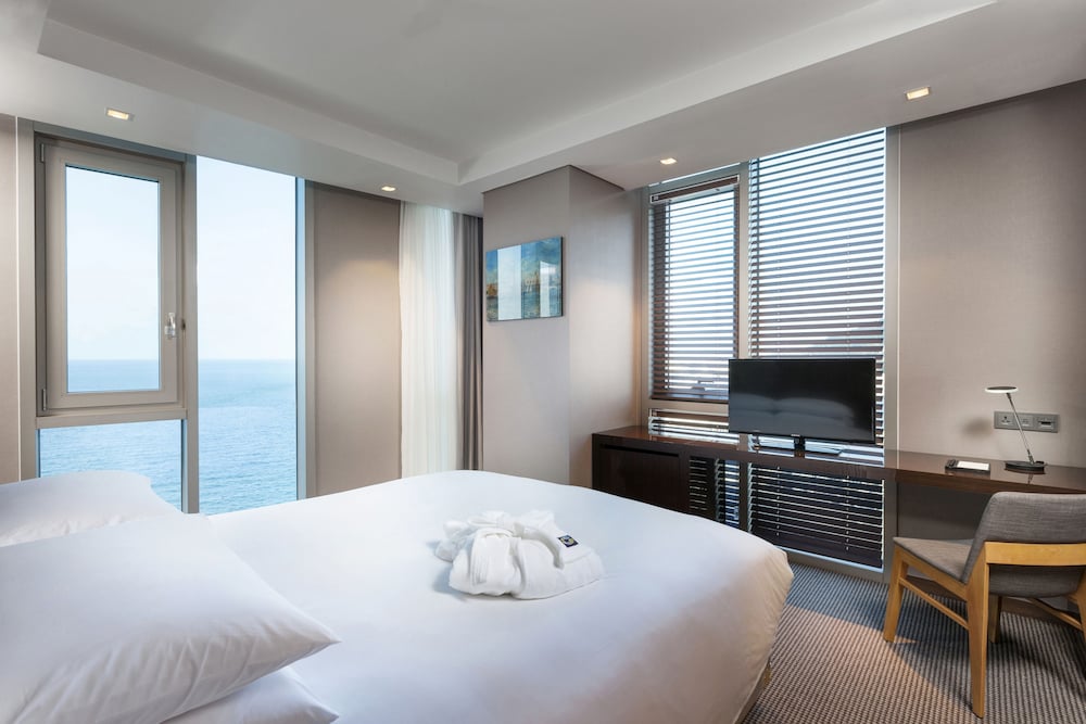 Hotel Regent Marine The Blue 15/69