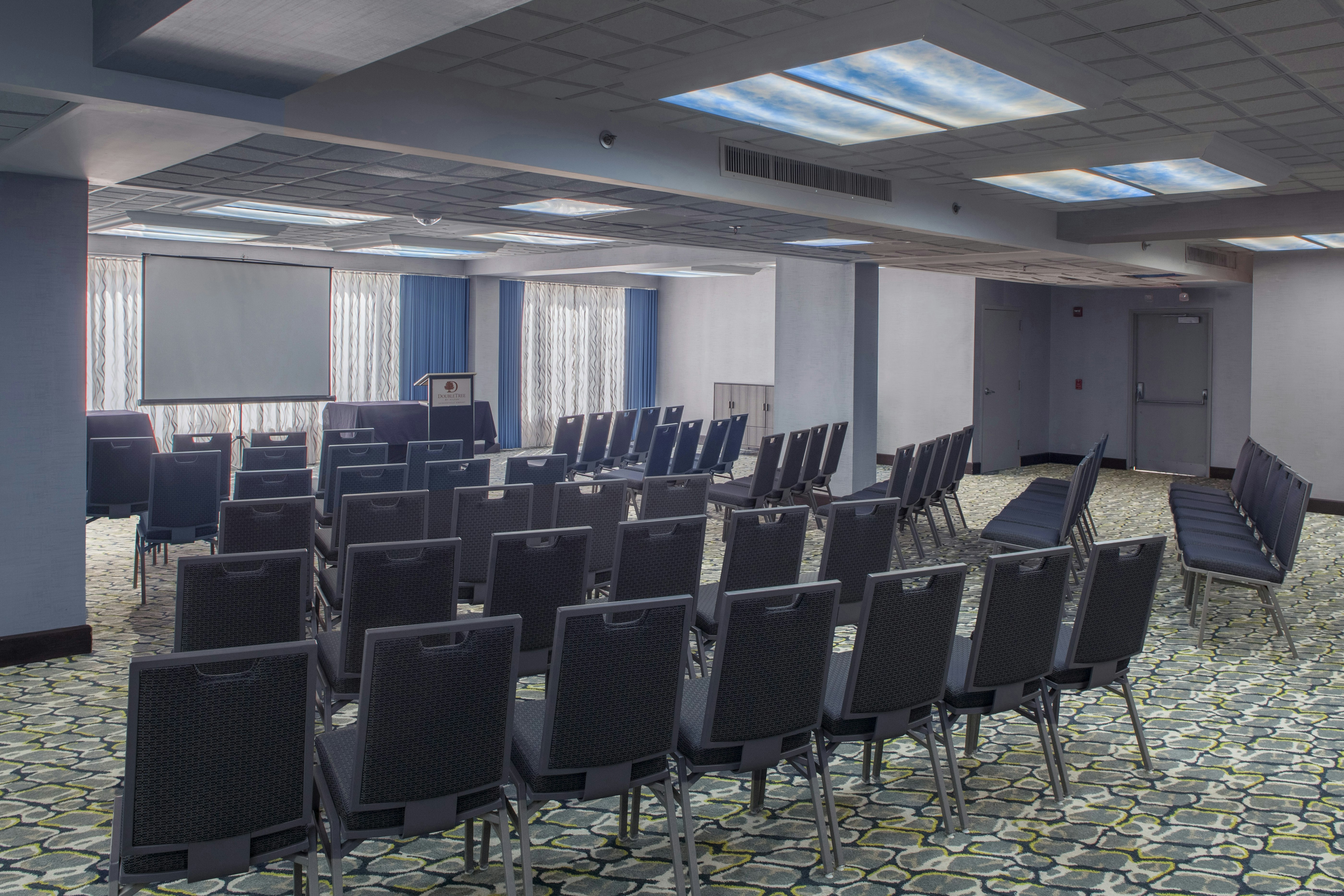 Doubletree By Hilton Hotel Jacksonville Airport 20/28