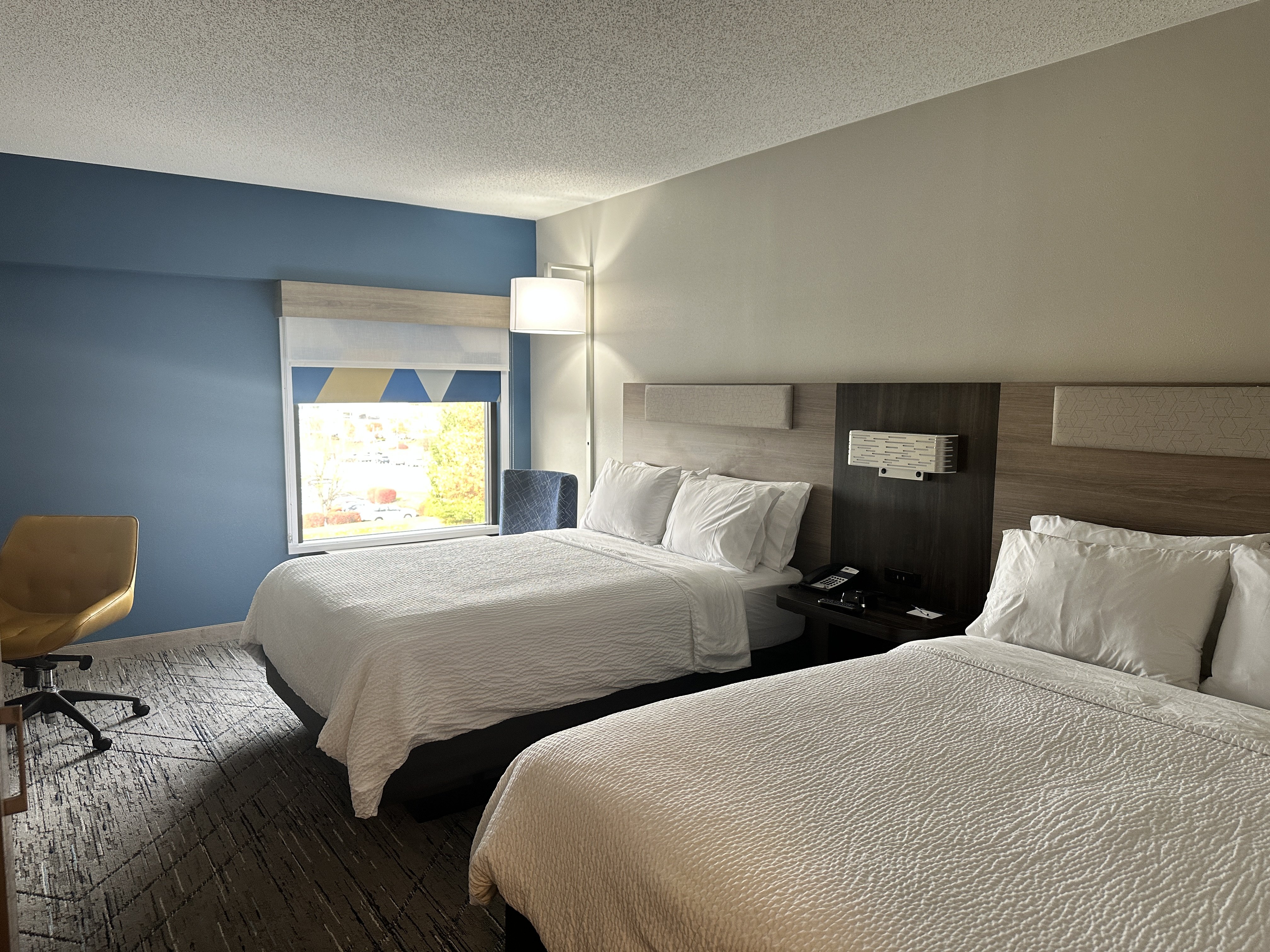 Holiday Inn Express Hotel Suites West Chester 29/76