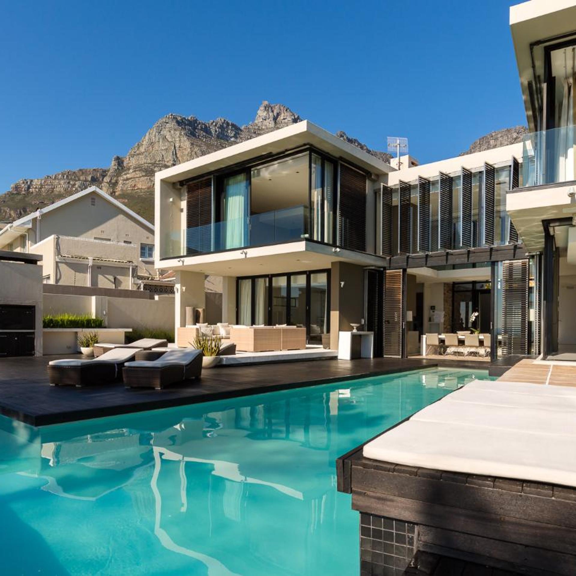Serenity Villa 5/50