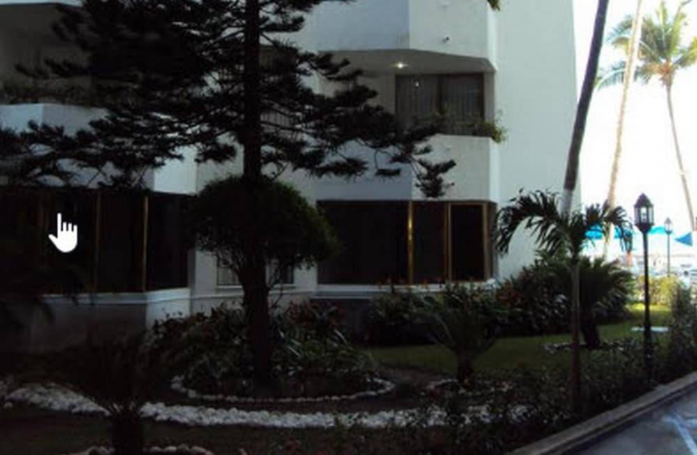 Acapulco Malibu 6/49
