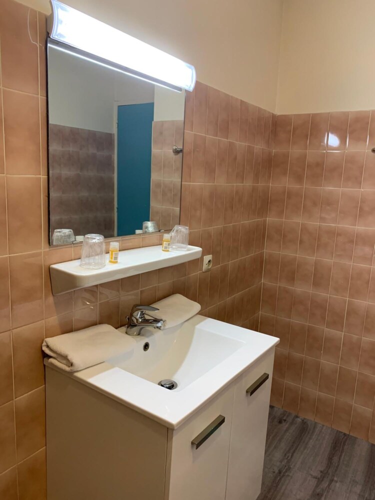 Hotel Bains Sarrailh 59/63