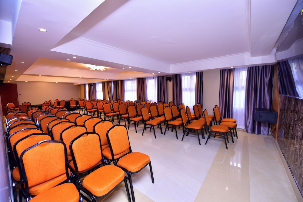 Olive Gardens Nairobi 31/34