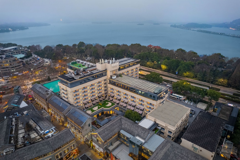 Wanghu Hotel 2/48