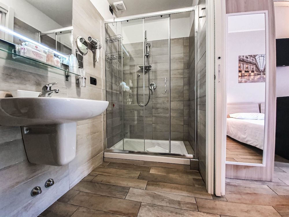 Aparthotel Meneghino 22/24