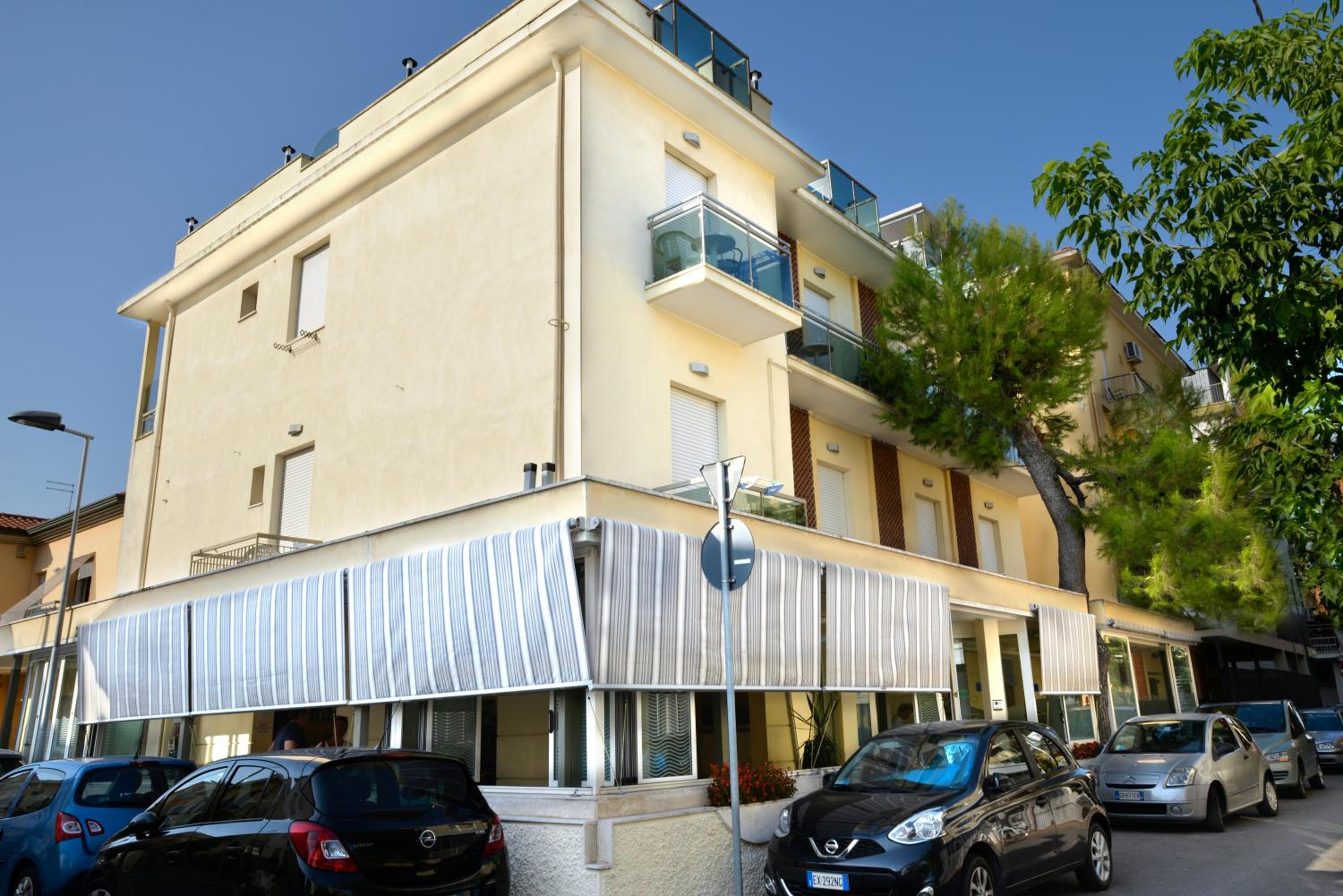 Hotel Ave 43/50