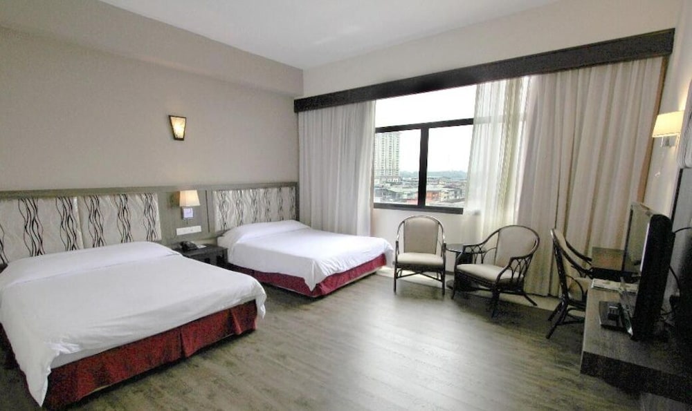 Kuching Park Hotel 11/23