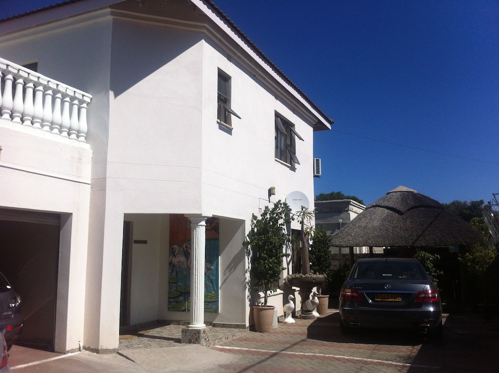 Upper Room Guest House 26/30