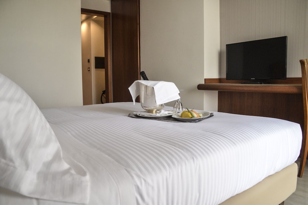Hotel D Aragona 18/40